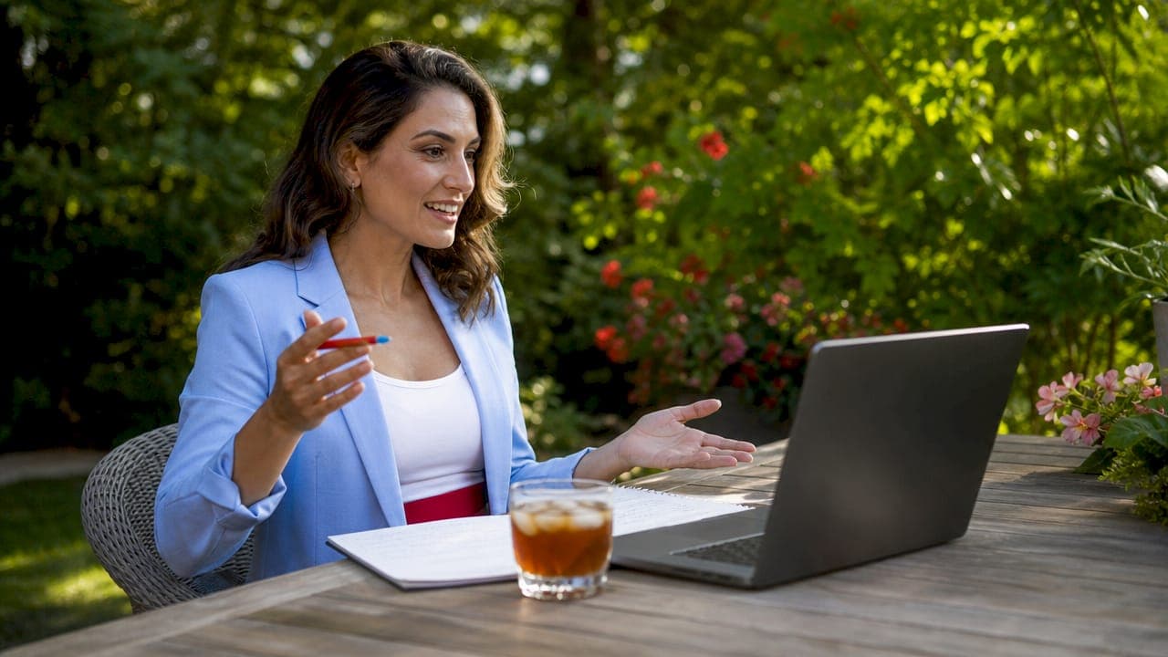 The Role of Webinars in Selling: 2026 Guide